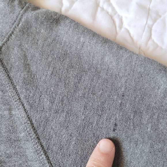 2/$15 ๐ผ Old Navy 94 Hoodie - Picture 9 of 10